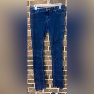 Maurices • Jeans | Med-Regular